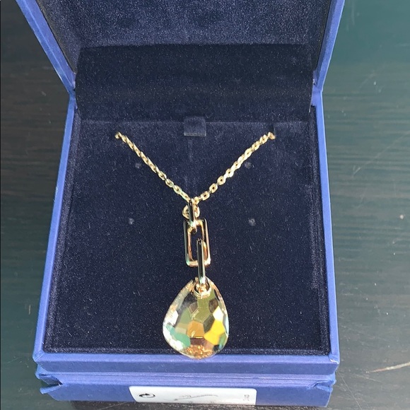 Swarovski pendant, brand new with tags in box - Picture 7 of 8